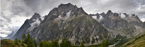 Alps rockslide disrupts road and rail freight